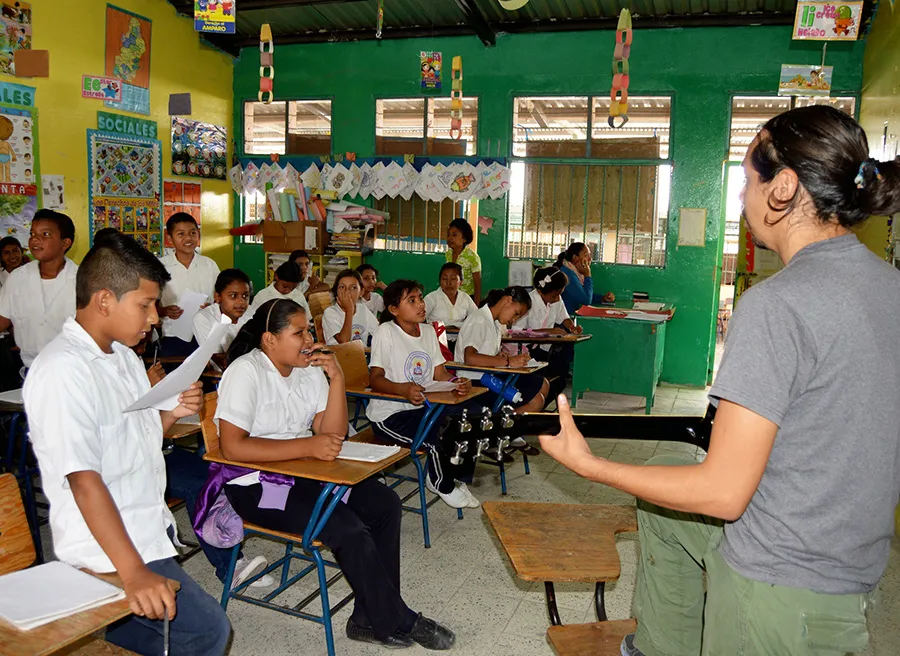 No son pétreos: los nombres de los centros educativos oficiales pueden cambiarse — Parte III